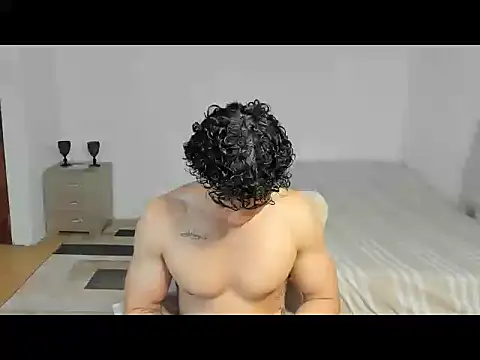 XXX chat uživo modela mateo_jack