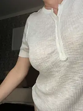دردشة sensualEmilia الجنسية المباشرة
