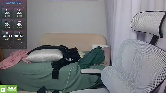 Chat XXX en directo de LeonBoykisser