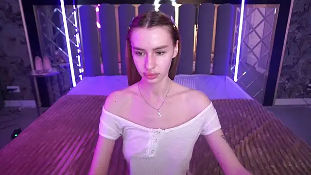 Chat +18 de Snow_WhiteeeX ao vivo