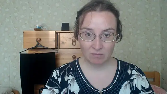 Smart_Rose's Live XXX Chat