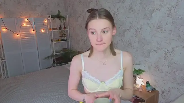 LianneBynon – webcam-show