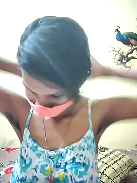 Shreya-telugupilla's Live XXX Chat