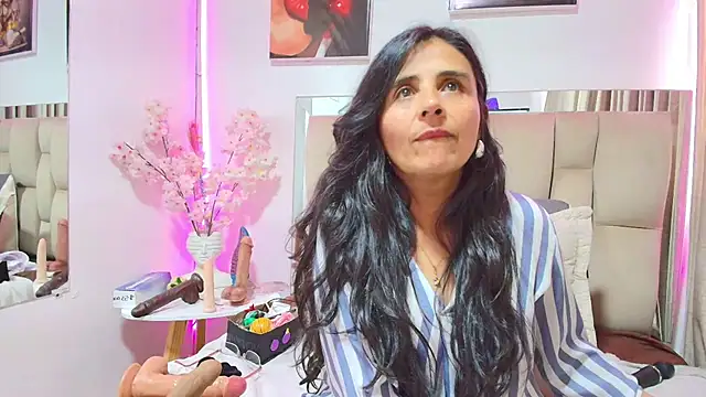 Chat +18 de _Marcela__ ao vivo