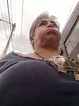 Chat +18 de DirtyBIianca ao vivo
