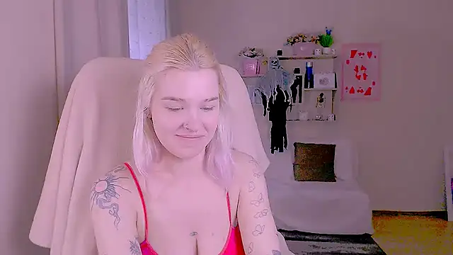 Hot_Blonda Adlı Modelin Canlı XXX Sohbeti