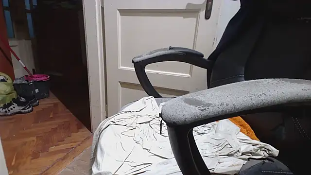 Show modela tipko123 na web-kameri