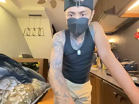 tattoo_hottie Pertunjukan Webcam