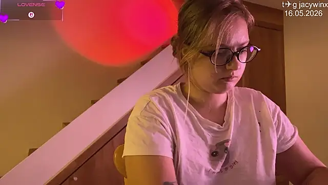 JacyWinslatn Live XXX chat