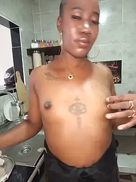 Chat XXX en directo de Rossiecameron_
