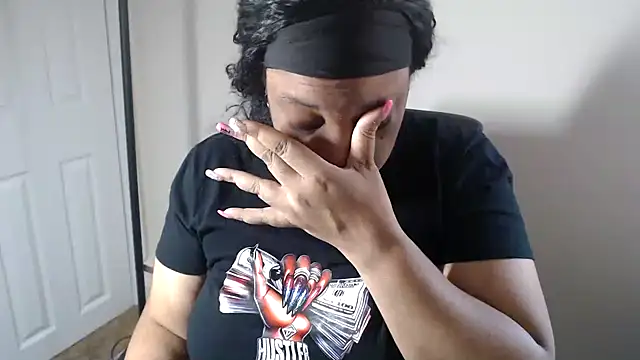 Sexymona1218's Live XXX Chat