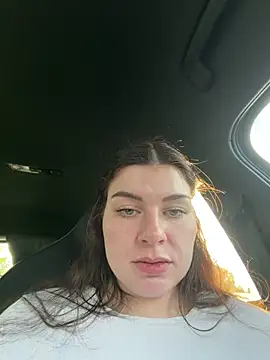 EllyNora 现场XXX聊天