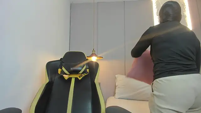 Czat XXX na żywo – kira_relish
