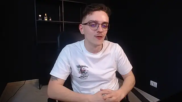 FelixStarkk Live XXX Chat