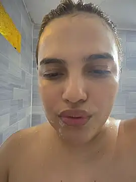 Chat +18 de Colibri_xxx ao vivo