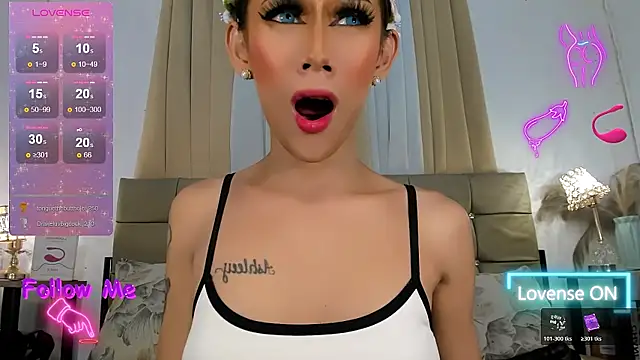 catiana_mooreの  ウェブカメラショー