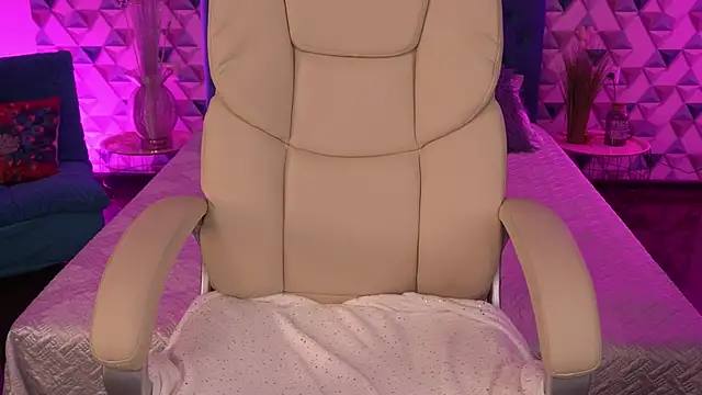 LiaBrazzerr's Live XXX Chat