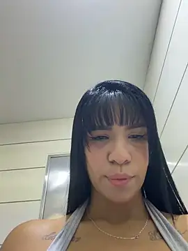 MonserratJons01 现场XXX聊天