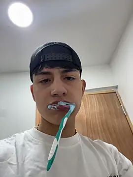 Lander_Cruz 라이브 XXX 채팅