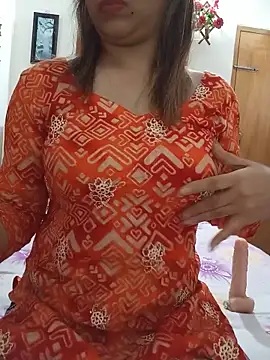 Chatroom XXX en direct de Tanha18