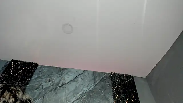 ariloe_quinteroのライブXXXチャット