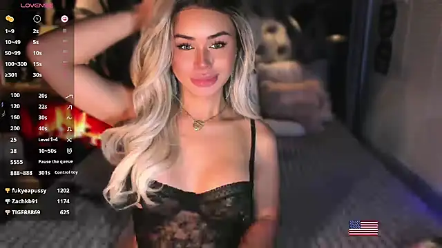 ZyraGoddes' Webcam Show