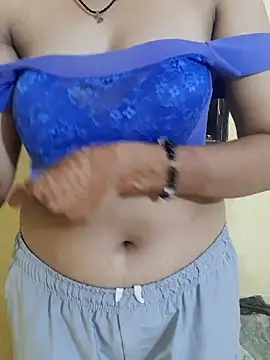 Mynidhiji Adlı Modelin Canlı XXX Sohbeti