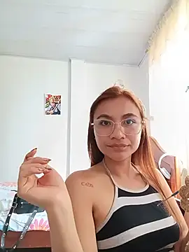 Leticia_Hinkley_'s Live XXX Chat