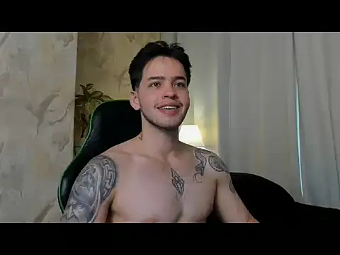 Show modela RONNY_COLTON na web-kameri