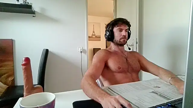 Chat XXX en directo de alpha-hunk