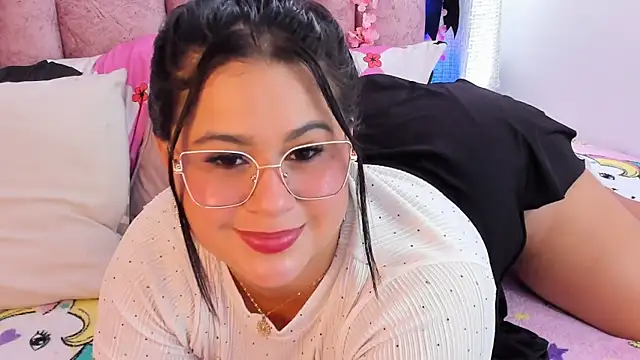 miahkumar Live XXX-chat