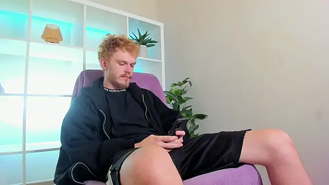 Perry_Knight Chat XXX in diretta