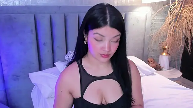 Chat +18 de EmmaBlossom ao vivo