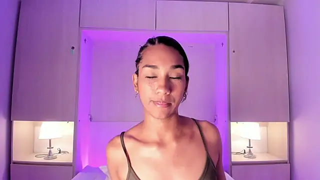 AnahiCollins – Naživo XXX chat