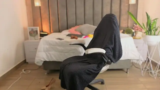Sembang XXX Secara Langsung SophiMarin