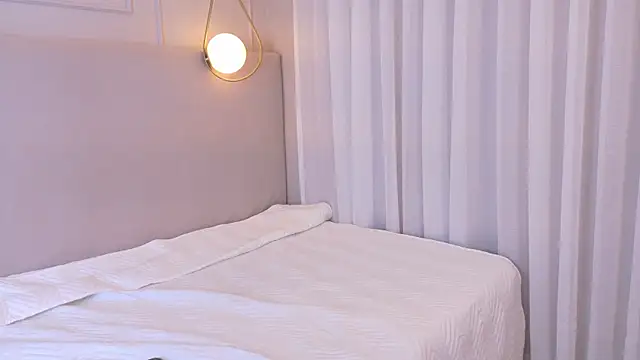 Chat XXX ao vivo de ZoeyPetit