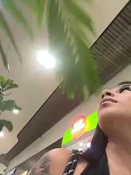 AlyssaRayn Live XXX chat