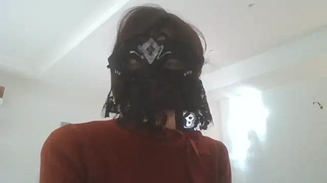 HelenTiAscoltaのライブXXXチャット