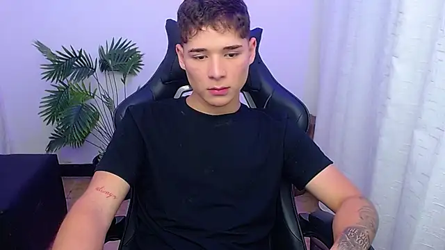 Mattass18 Live XXX-Chat
