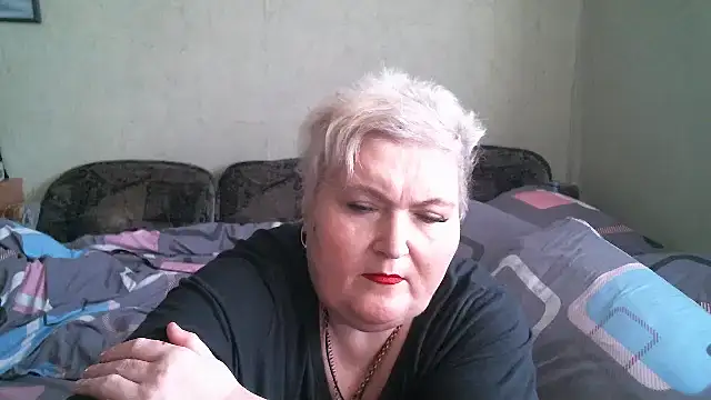 Lana555's Live XXX Chat
