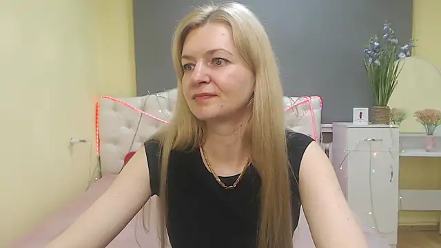 MelissaTyler live XXX chat