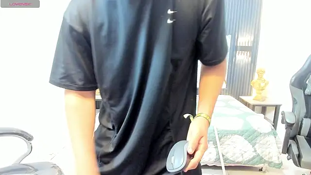 AdrianFranko Webcam show