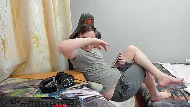 iliaskrislove Show Webcam
