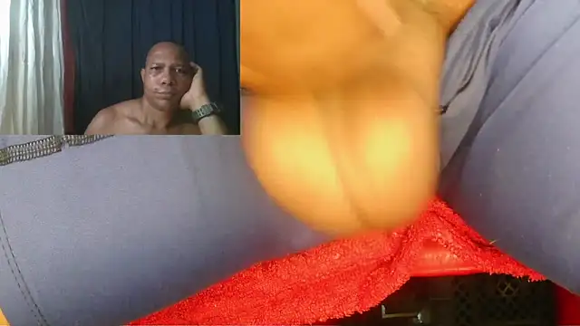 bigblackcock75 Show Webcam