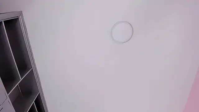 Kendall_Rous_: онлайн-секс-чат