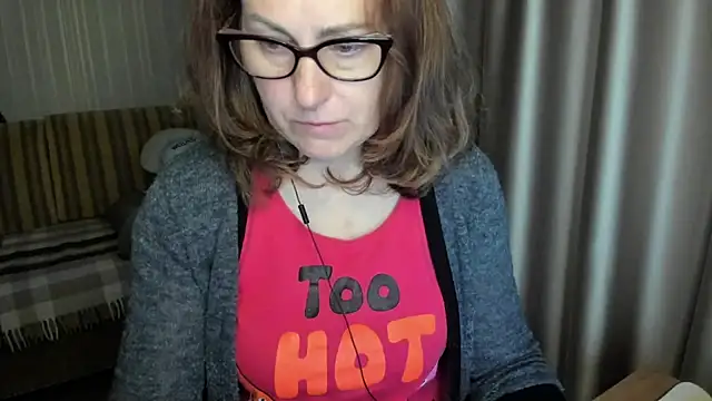 lauraoven's Live XXX Chat