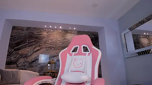 MaddyOwens' Live XXX Chat