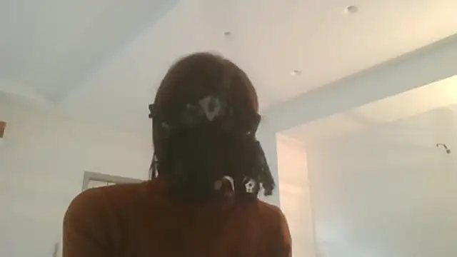 HelenTiAscolta Live XXX-chat