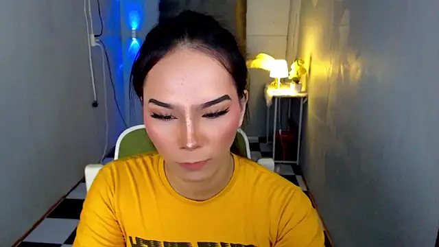 SanyaGirlx Pertunjukan Webcam
