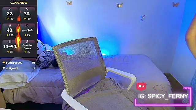 Pertunjukan Kamera Web spicyferny